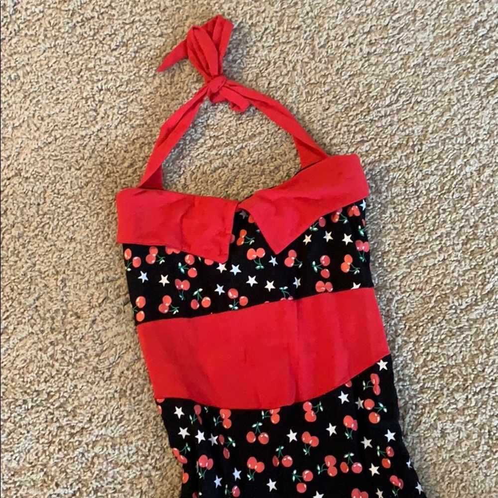 Dress - Picture 2 of 3